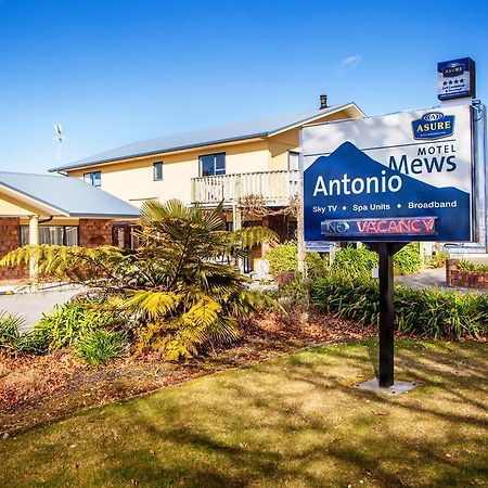 Antonio Mews Motel Стратфорд Екстериор снимка