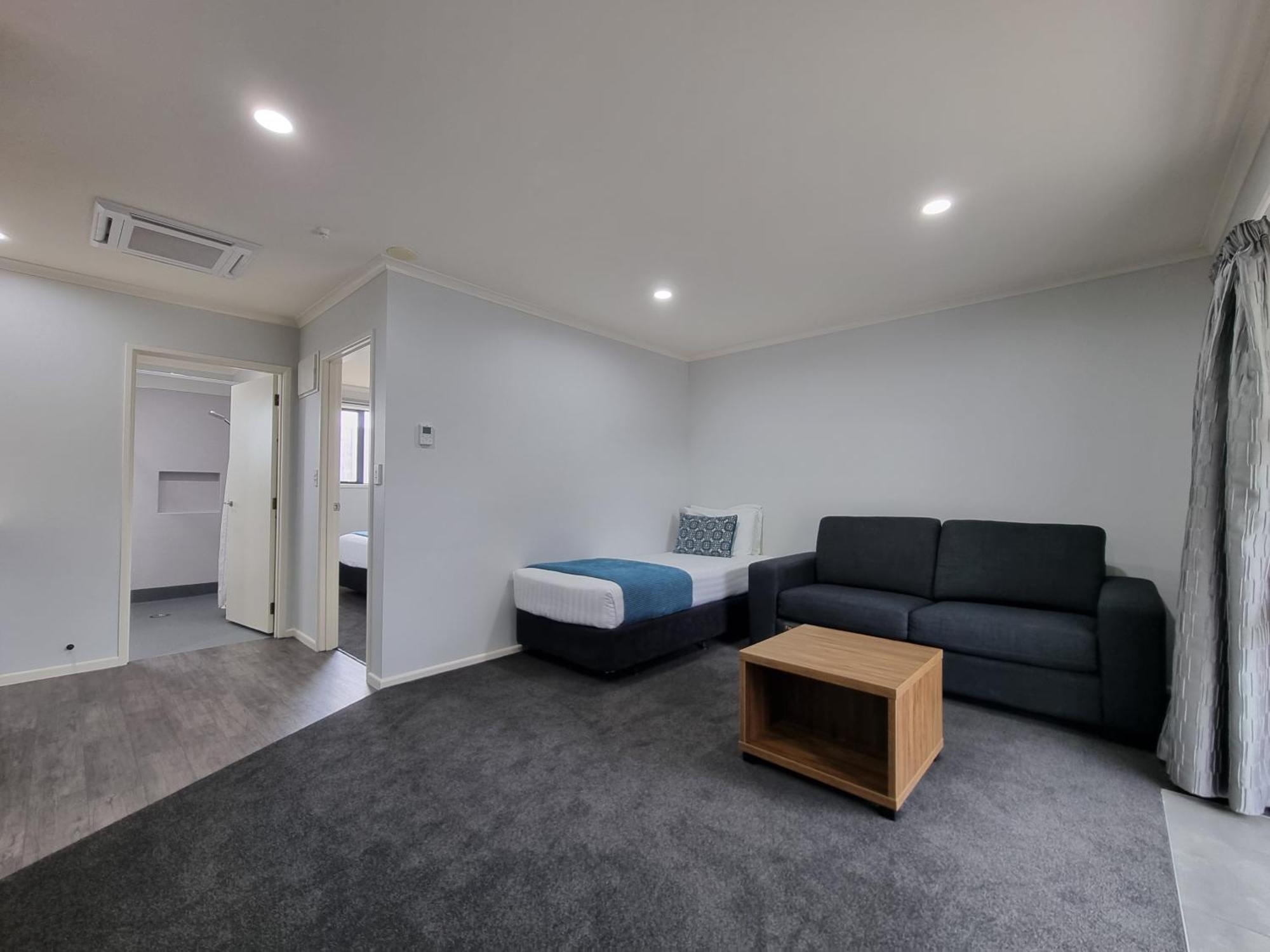 Antonio Mews Motel Стратфорд Екстериор снимка